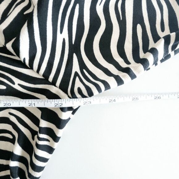 Ricki's Womens Blouse 3/4 Sleeve V-Neckline Animal Print 2XL - Picture 7 of 8